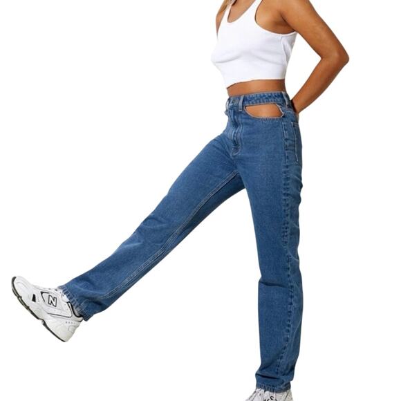 Motel Rocks Cut Out Straight Legs Jeans Medium Wash Women’s size small - Picture 2 of 8